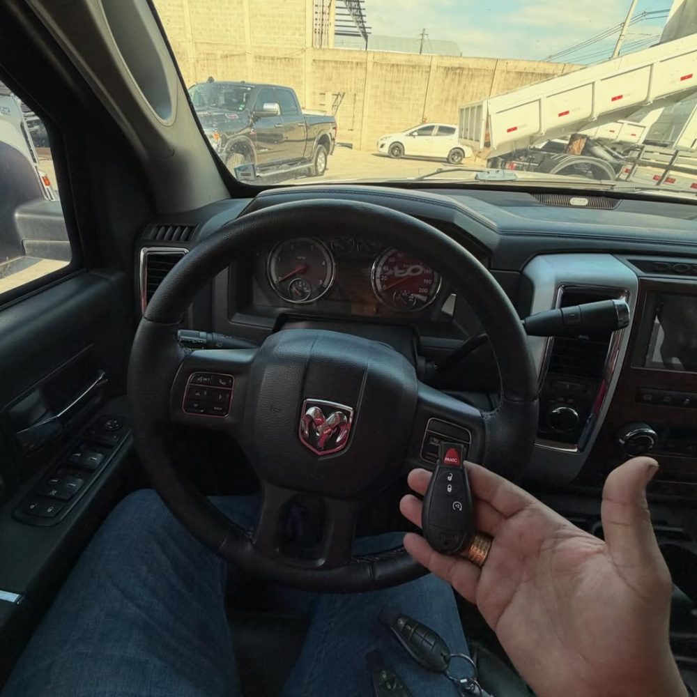 Copia de chave Dodge Ram 2500 ano 2012/2013✅🫡 Estrada do Mendanha, Campo Grande, Av. Brasil